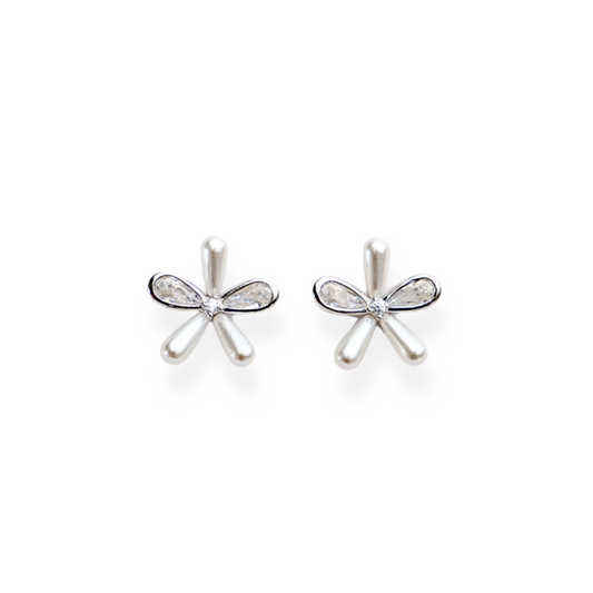 Hathor - Pearl & Silver Floral Studs