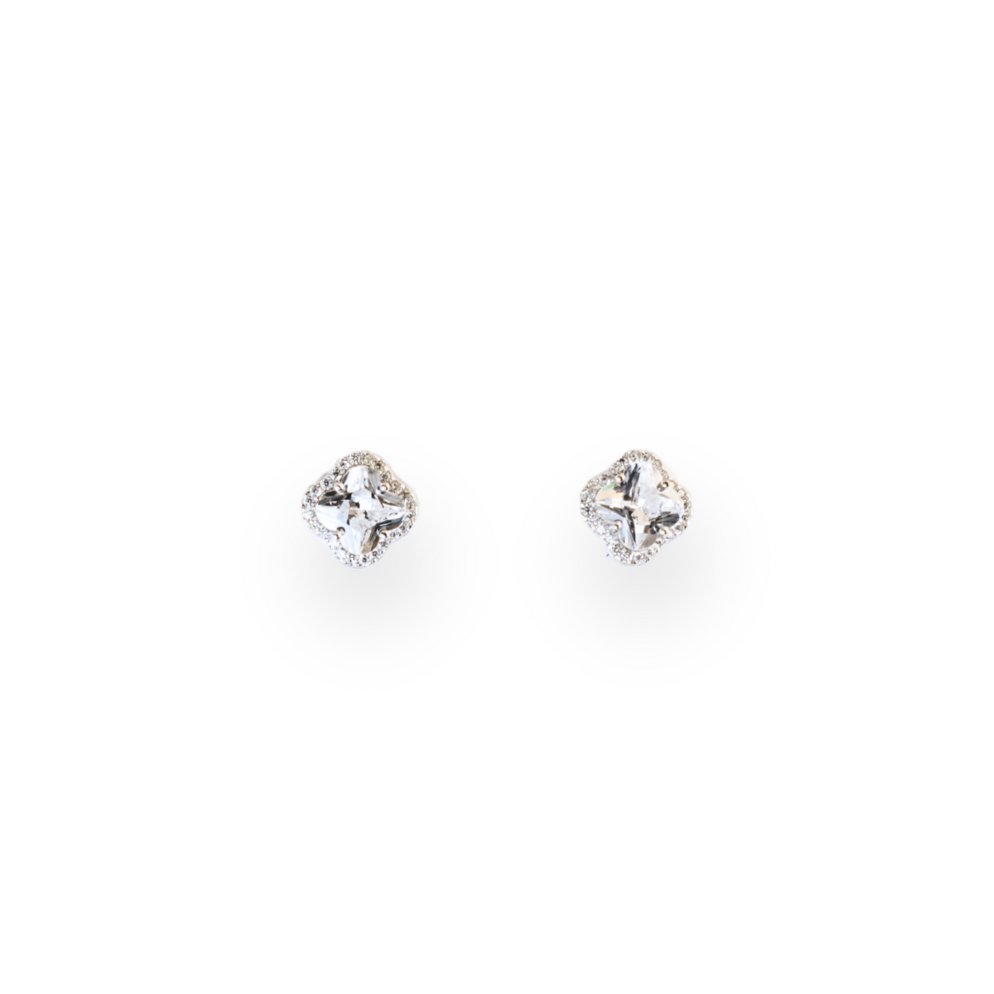 Clover - Silver Studs