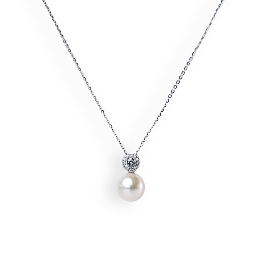 Lunar - Pearl and Silver Necklace