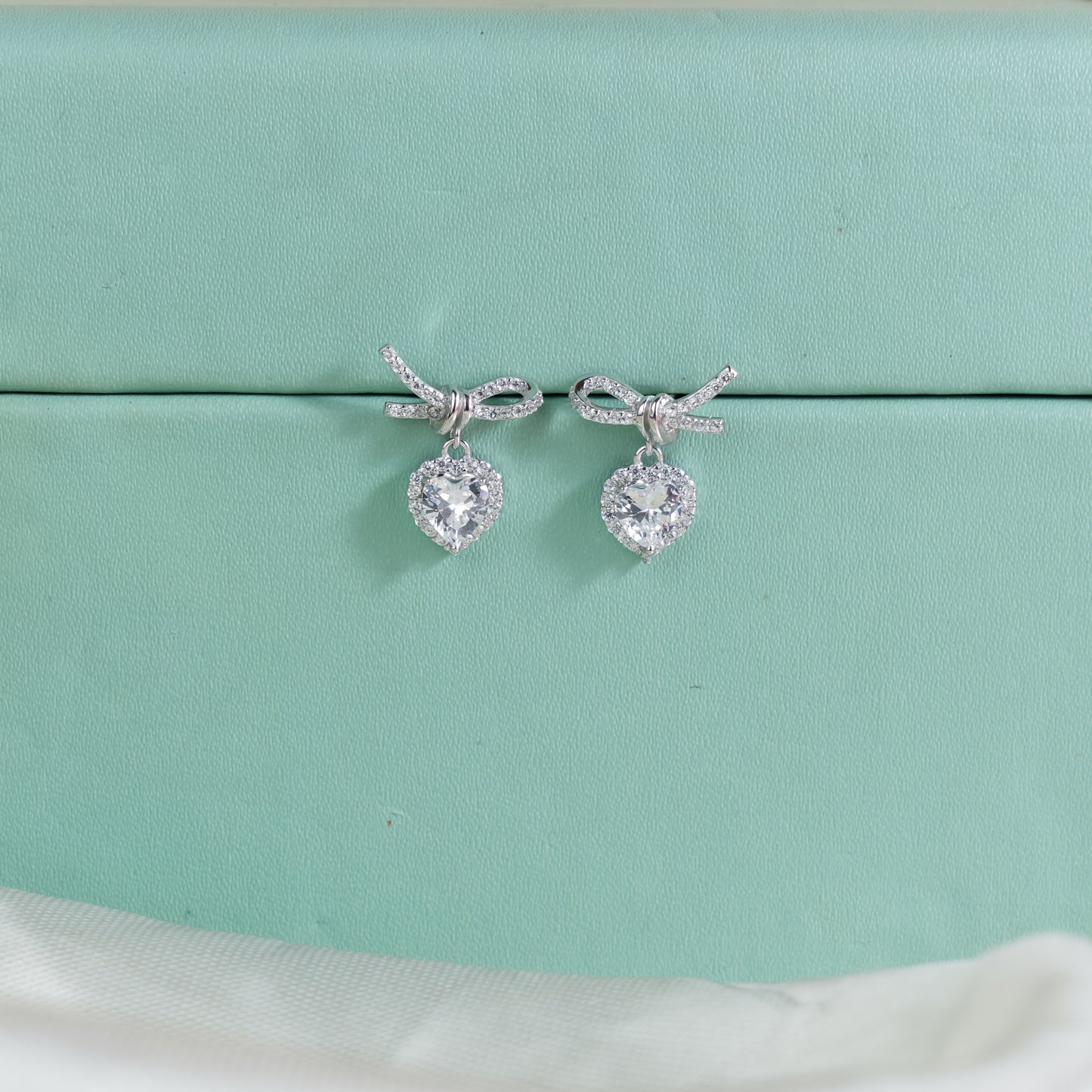 Amore - Heart Shaped Earrings